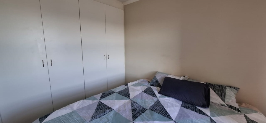 To Let 2 Bedroom Property for Rent in Buh Rein Estate Western Cape